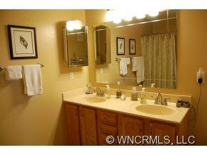 4703 Breakers Lane - Photo 10