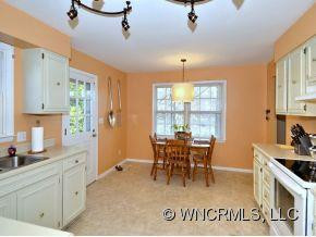 1808 HOWARD GAP ROAD - Photo 3
