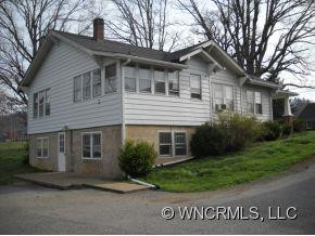 989 BAILEY STREET - Photo 3