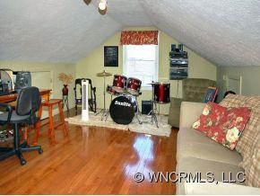 216 Raintree Drive - Photo 14
