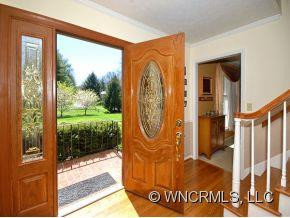 216 Raintree Drive - Photo 3