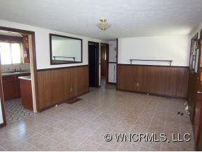 11 Huffman - Photo 4