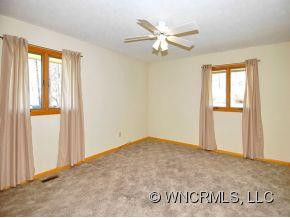 116 ALEXANDER ROAD - Photo 14