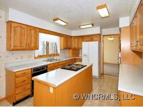 116 ALEXANDER ROAD - Photo 5