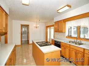 116 ALEXANDER ROAD - Photo 6