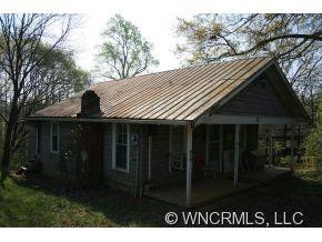 135 MONTANA STREET - Photo 2