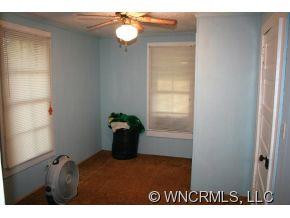 135 MONTANA STREET - Photo 7