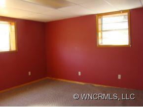 370 Bradley Street - Photo 4