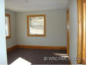 370 Bradley Street - Photo 5