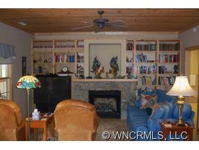 115 Mountain Breeze DR - Photo 3