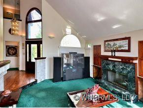 10 HILLCREST - Photo 5