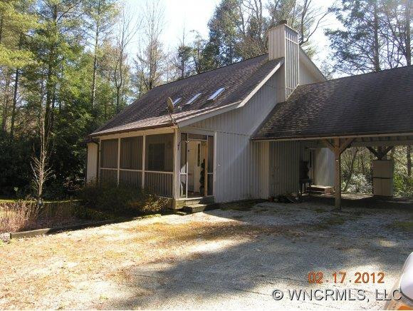 544 Lost Cove Rd