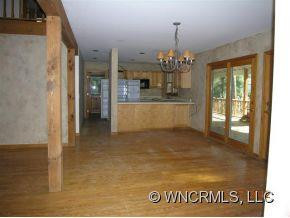 544 Lost Cove Rd - Photo 3