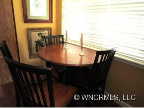 831 Shumont Road - Photo 9