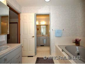 31 FOX VALLEY COURT - Photo 10