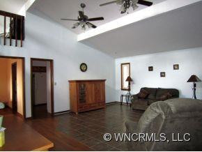 5 Elmwood Lane - Photo 3