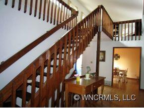 5 Elmwood Lane - Photo 4