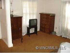  - Photo 5