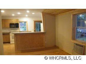 25 Blalock Avenue - Photo 2