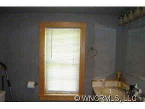 25 Blalock Avenue - Photo 6