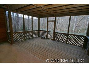 305 Redbird Drive (ON THE RIVER) - Photo 13