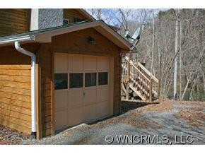 305 Redbird Drive (ON THE RIVER) - Photo 18