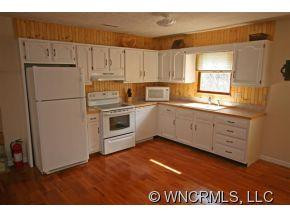 305 Redbird Drive (ON THE RIVER) - Photo 8