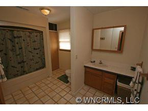 305 Redbird Drive (ON THE RIVER) - Photo 10