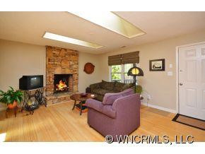 64 LONGS CHAPEL ROAD - Photo 7