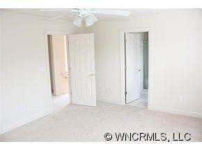 148 COVERED BRIDGE DRIVE - Photo 12