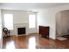148 COVERED BRIDGE DRIVE - Photo 4