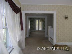 33 Lowell - Photo 3