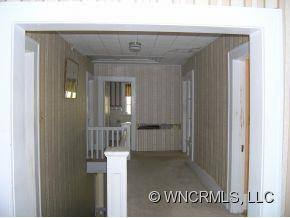 33 Lowell - Photo 8