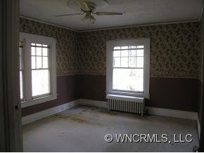 33 Lowell - Photo 10
