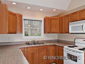 6 Caton Place - Photo 4