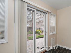 6 Caton Place - Photo 8