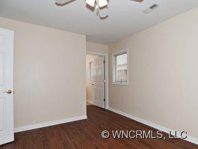 6 Caton Place - Photo 10