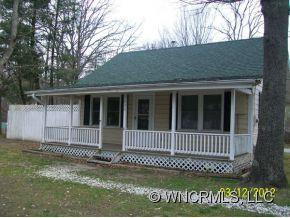 1030 BROOKLYN AVENUE - Photo 2