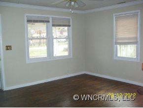 1030 BROOKLYN AVENUE - Photo 3
