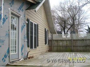 1030 BROOKLYN AVENUE - Photo 8