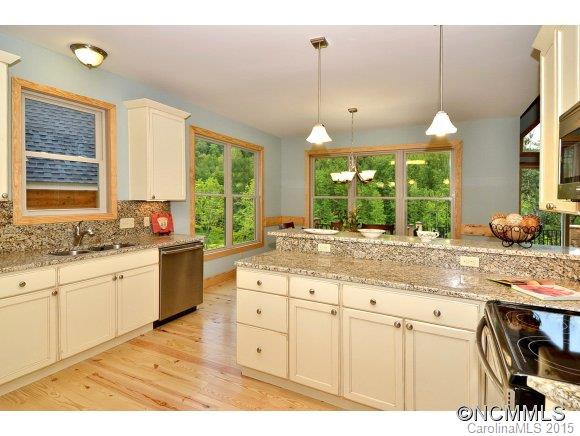 491 TRADITIONS WAY - Photo 11