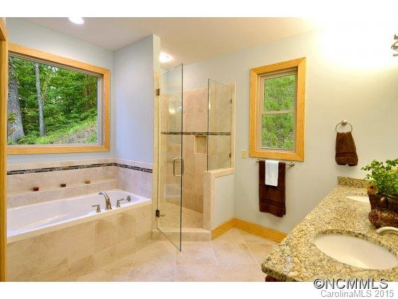 491 TRADITIONS WAY - Photo 13