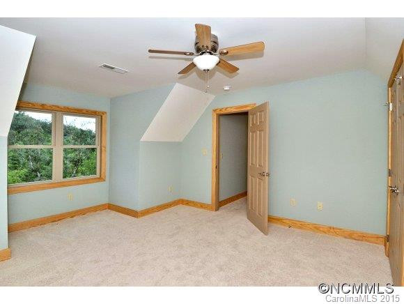 491 TRADITIONS WAY - Photo 19