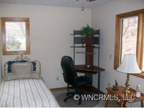 256 Blackberry LN - Photo 9