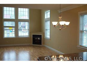 18 Trafalgar Circle - Photo 5