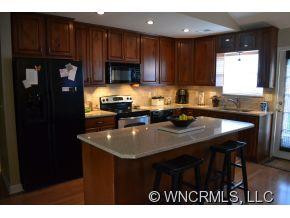 111 Andover Place - Photo 11