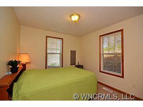 113 Savannah Woods Court - Photo 8
