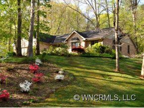 106 OAK HOLLOW CT. - Photo 2