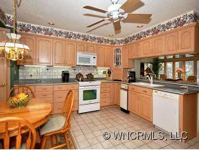 213 FERN CREEK DRIVE - Photo 7