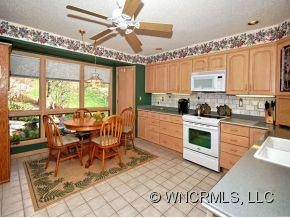 213 FERN CREEK DRIVE - Photo 8